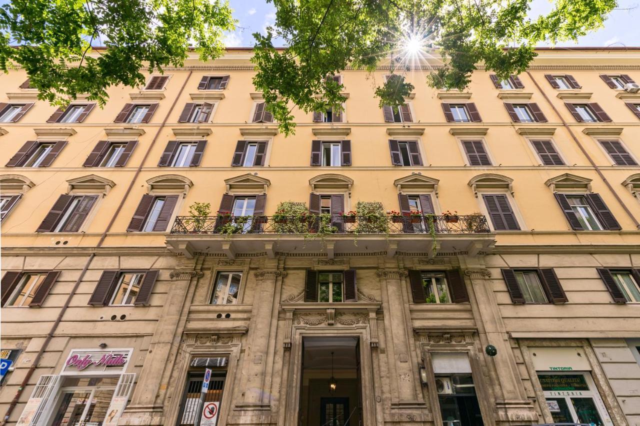 Buzzstays - Stylish Apartments Vatican Rome Downtown エクステリア 写真